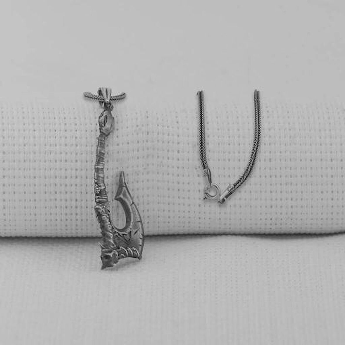 Viking İskandinav Savaşcı Baltası  925 Ayar Gümüş Erkek Kolyesi