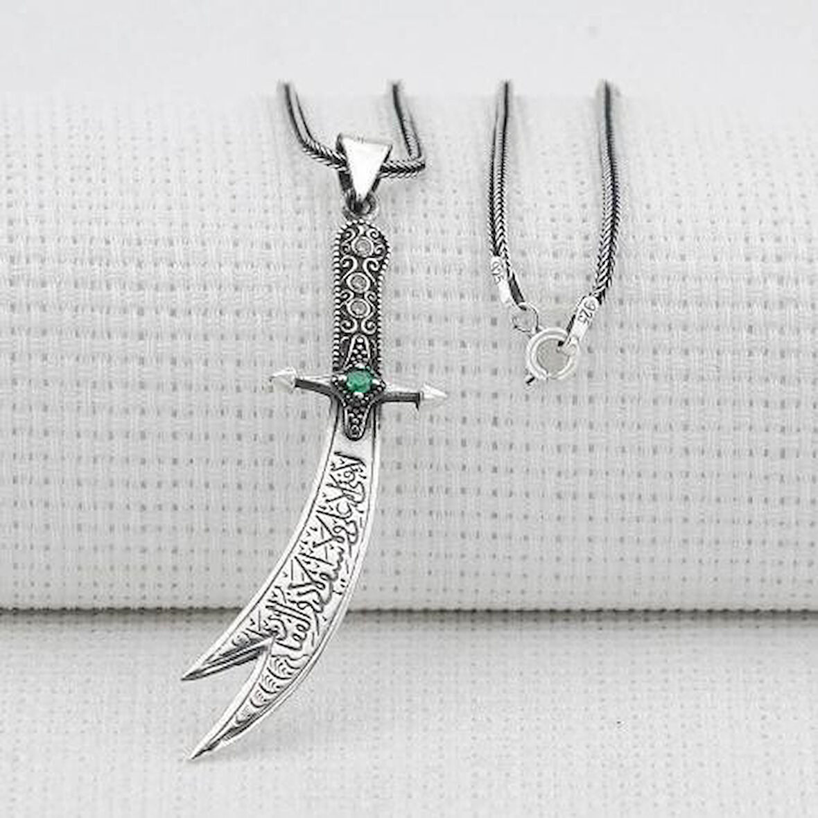 Yeşil Taşlı Zulfikar 925 Ayar Gümüş Erkek Kolye