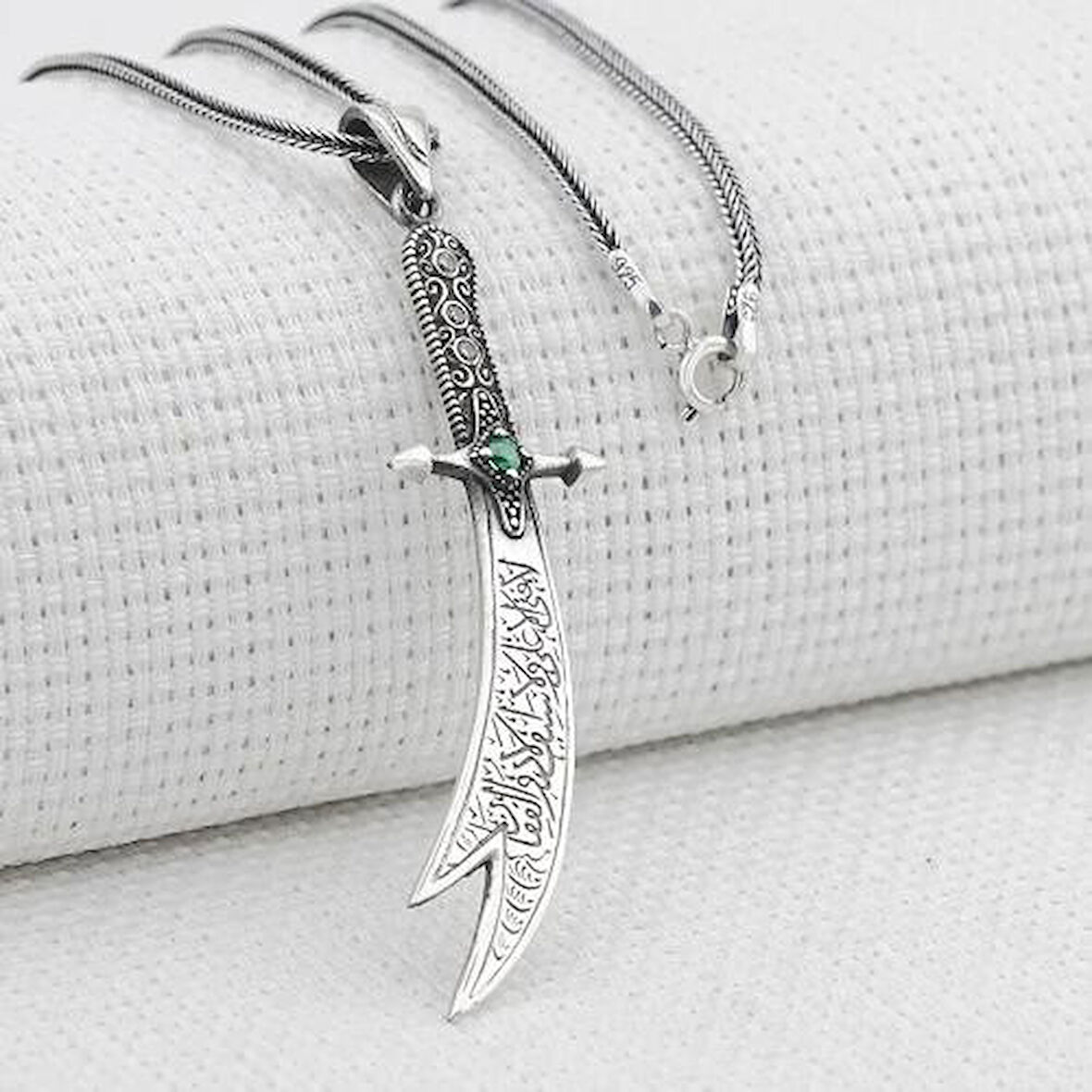 Yeşil Taşlı Zulfikar 925 Ayar Gümüş Erkek Kolye