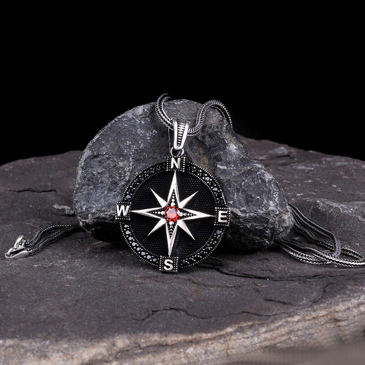 Zirkon Taşlı Pusula 925 Ayar Gümüş Erkek Kolye