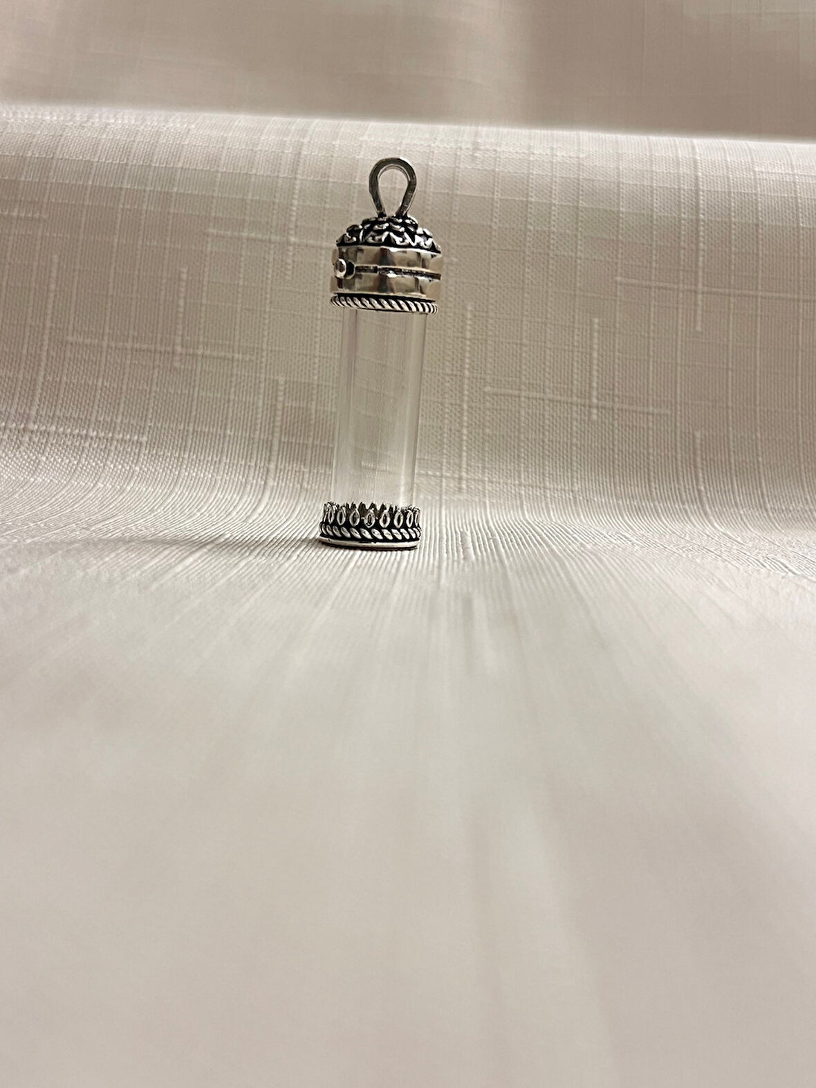 TÜP MODEL CEVŞEN KABI 925 AYAR GÜMÜŞ KOLYE UCU