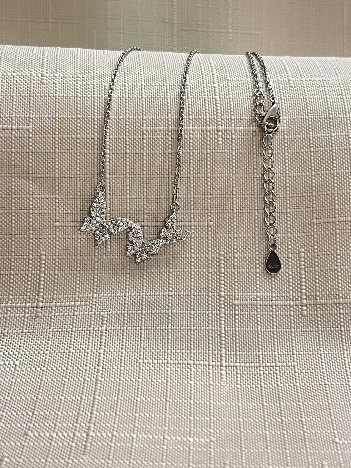 KELEBEĞİN DANSI 925 AYAR GÜMÜŞ KADIN KOLYE