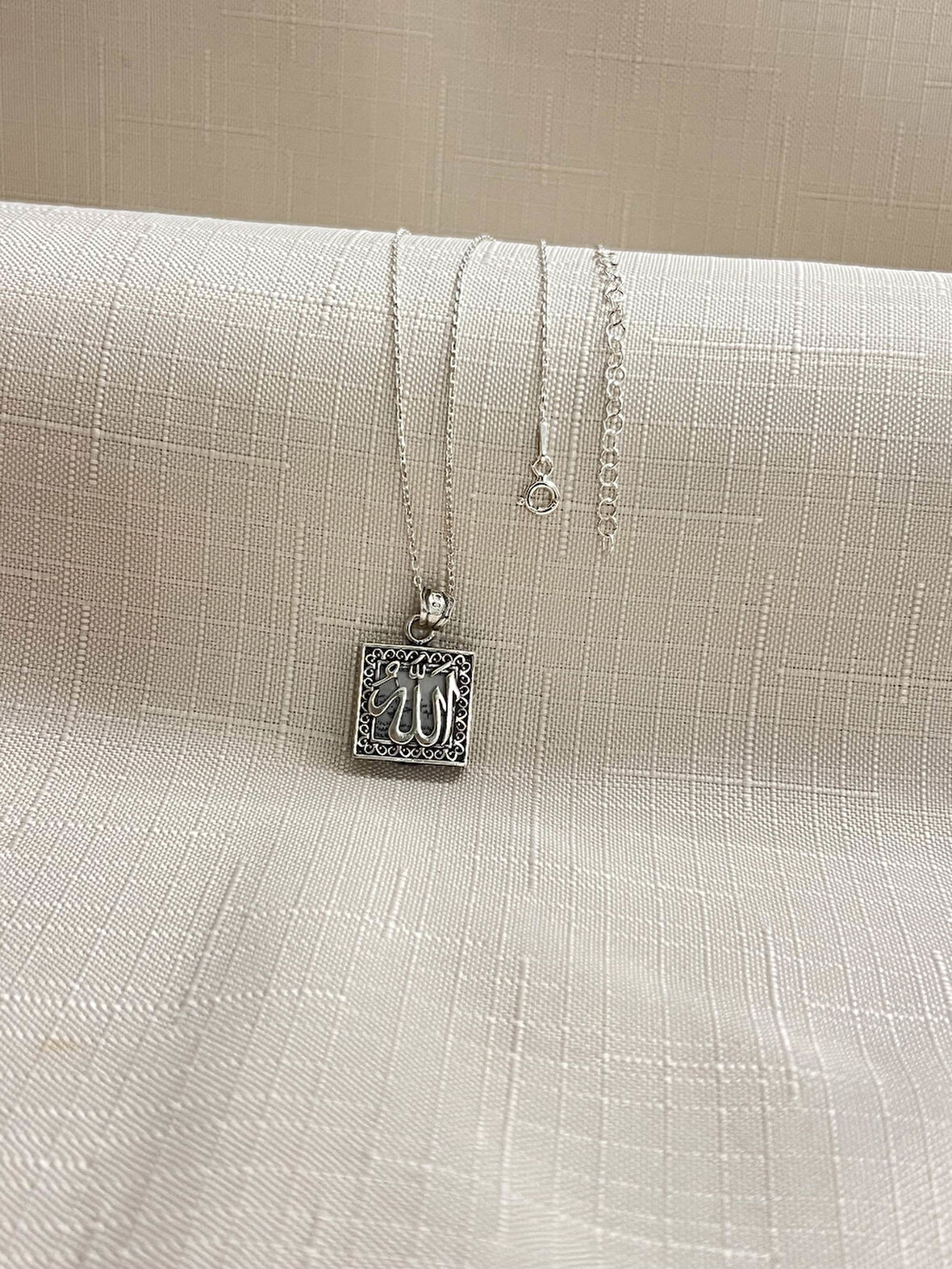 CEVŞEN 925 AYAR GÜMÜŞ KADIN KOLYE