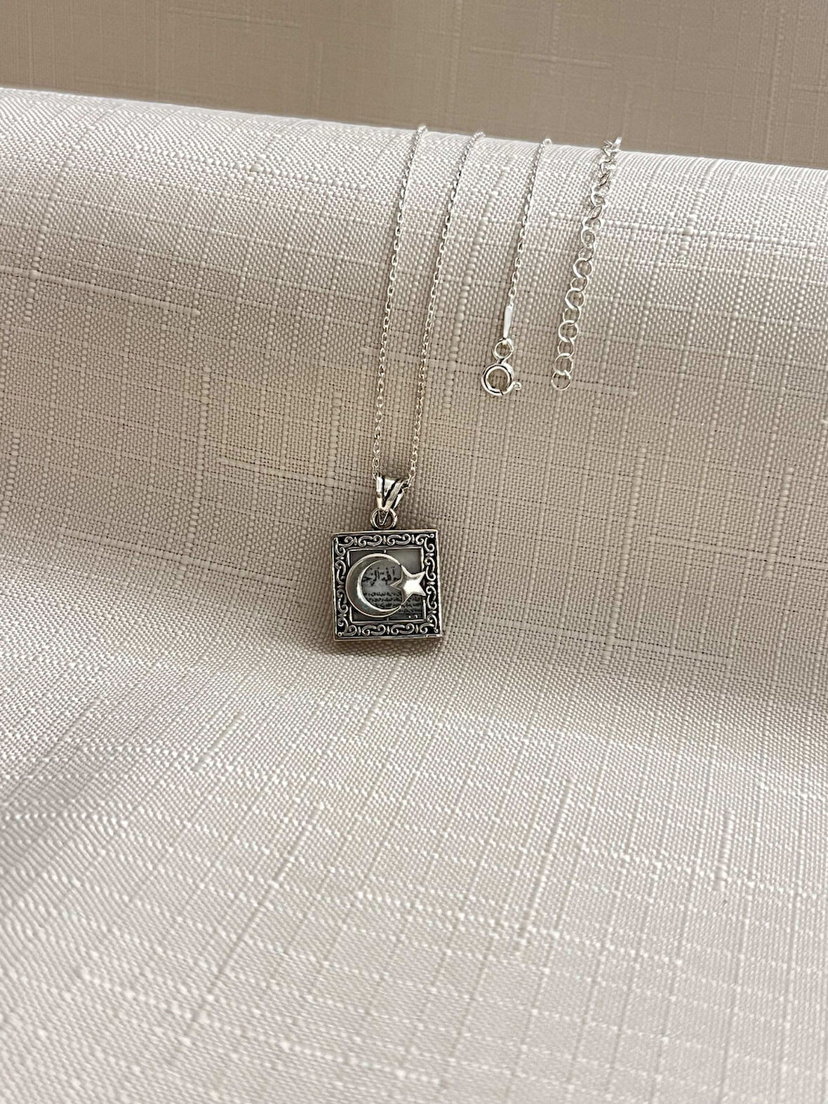 CEVŞEN 925 AYAR GÜMÜŞ KADIN KOLYE