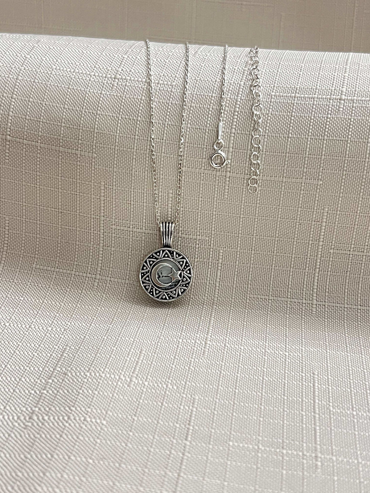 BAYRAK CEVŞEN 925 AYAR GÜMÜŞ KADIN KOLYE