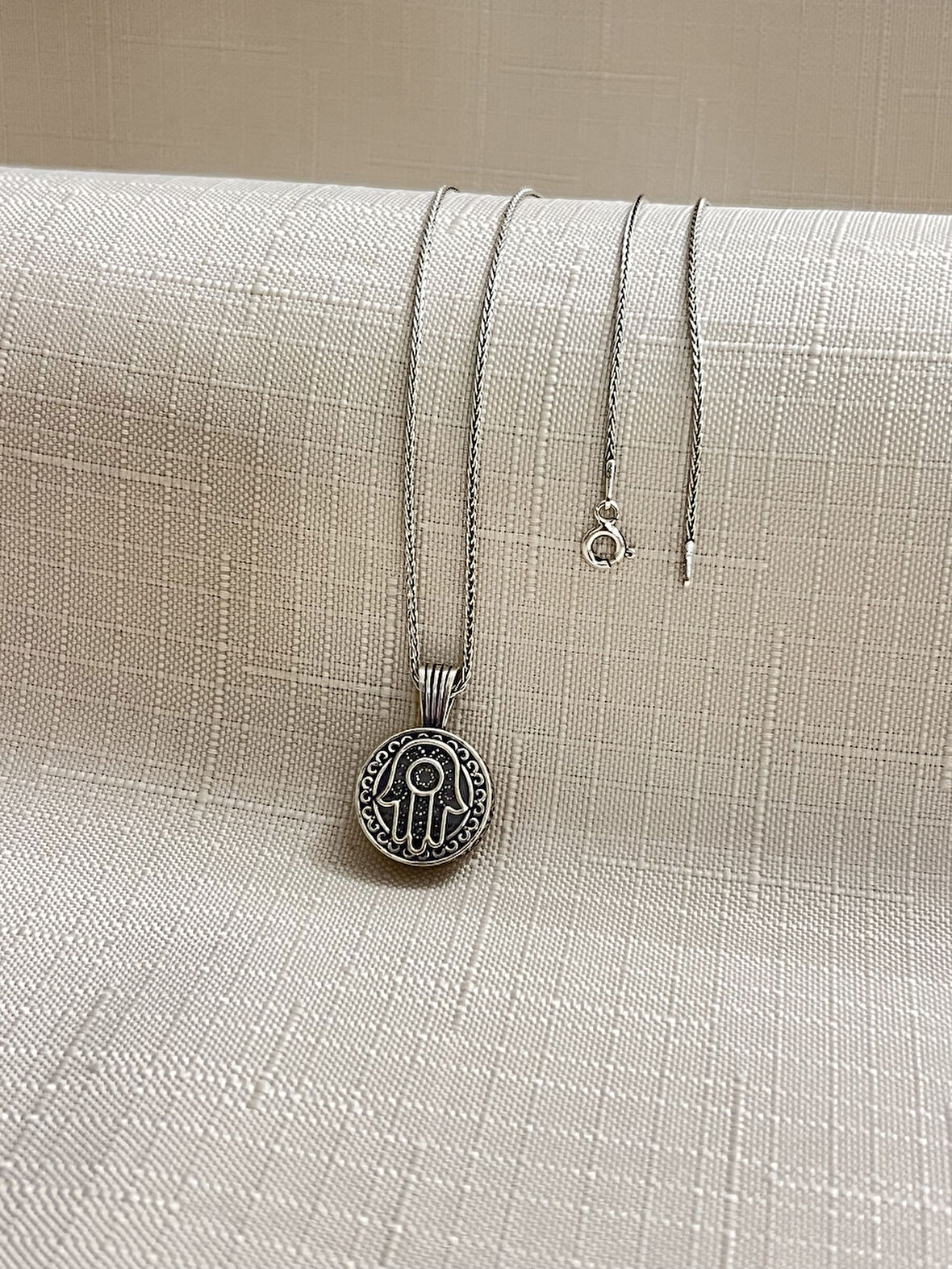 FATMA ANA ELİ CEVŞEN MODEL 925 AYAR GÜMÜŞ ERKEK OLYE