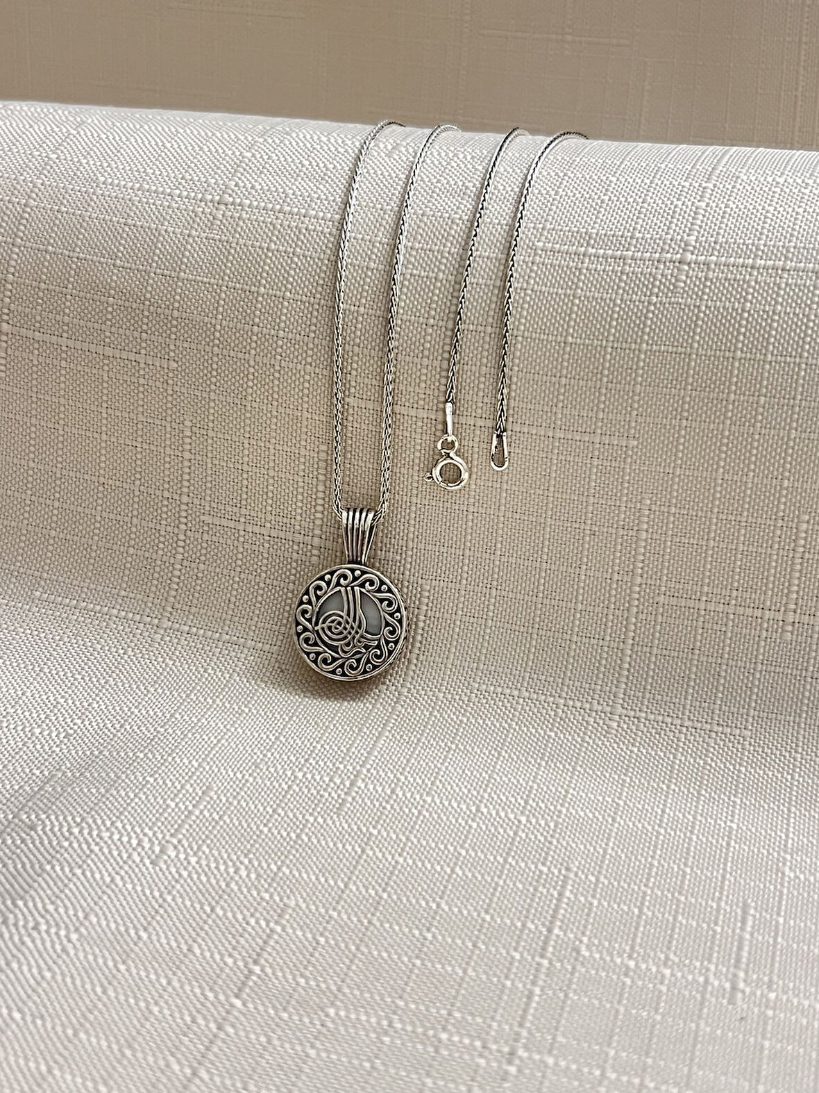 CEVŞEN 925 AYAR GÜMÜŞ KOLYE