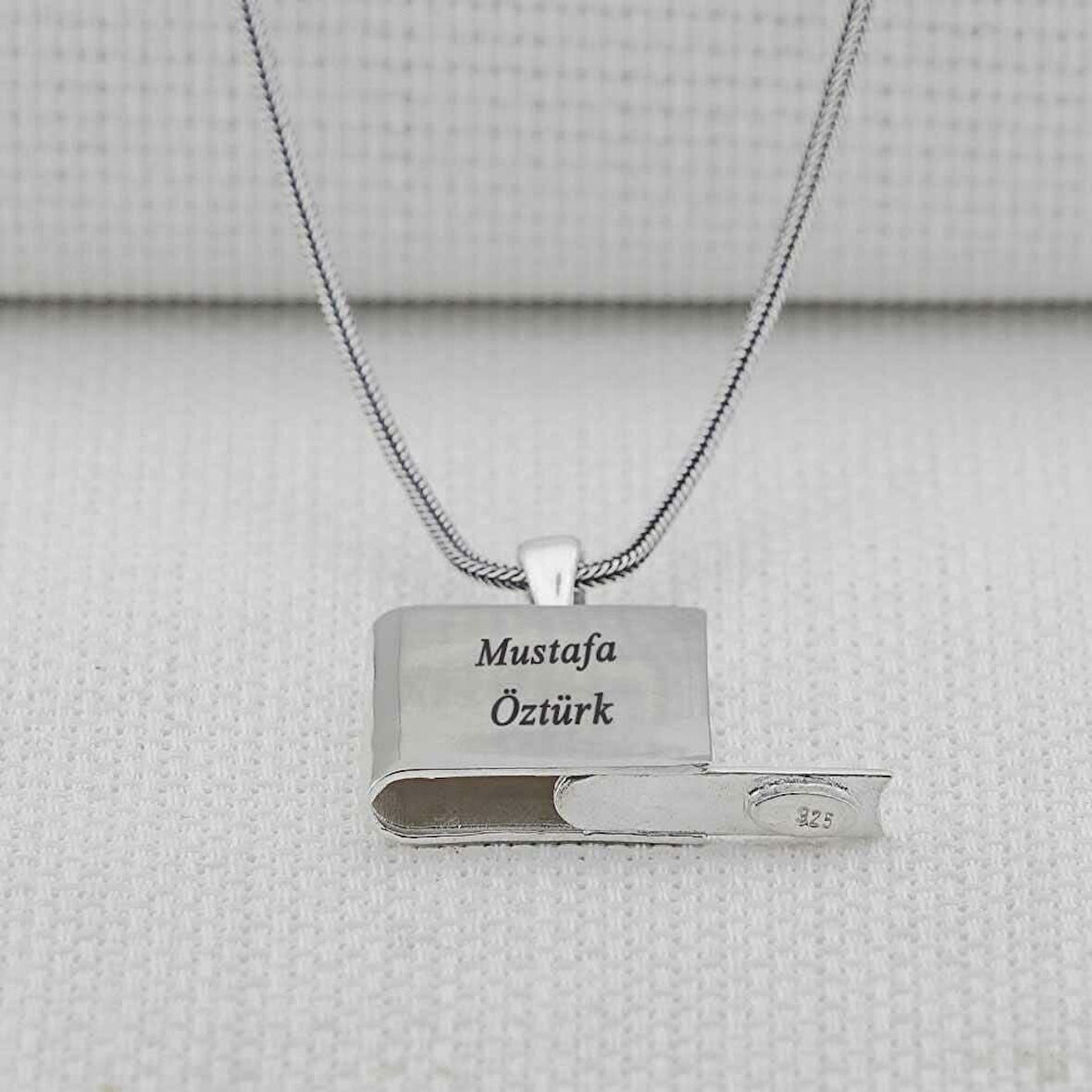 Kişiye Özel Dikdörtgen Tasarımlı Kabi Cevşen Muska 925 Ayar Gümüş Erkek Kolye