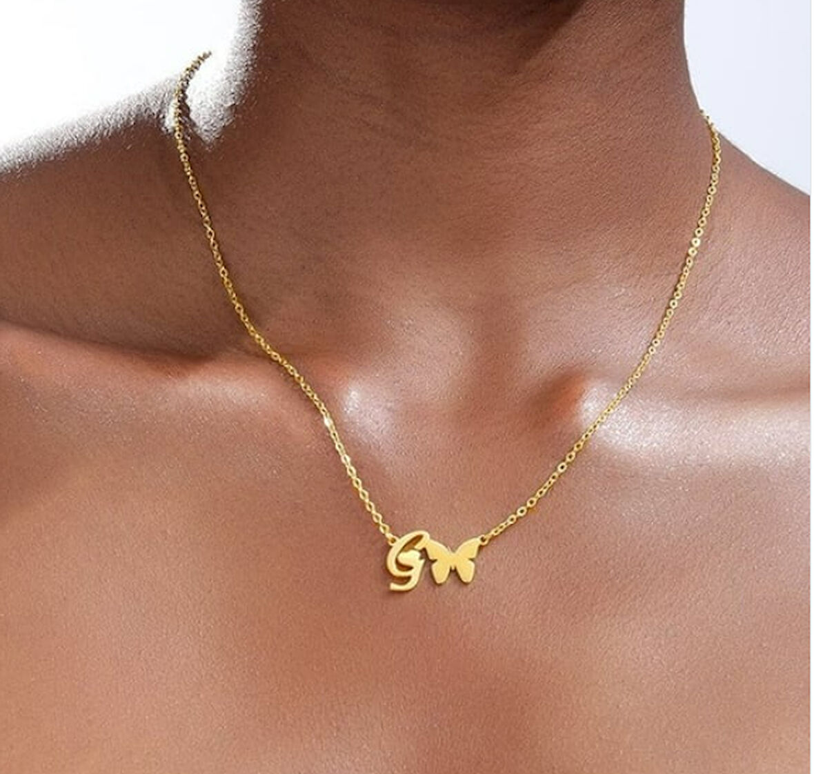 Kelebek Harf Model 14 Ayar Altın Kolye