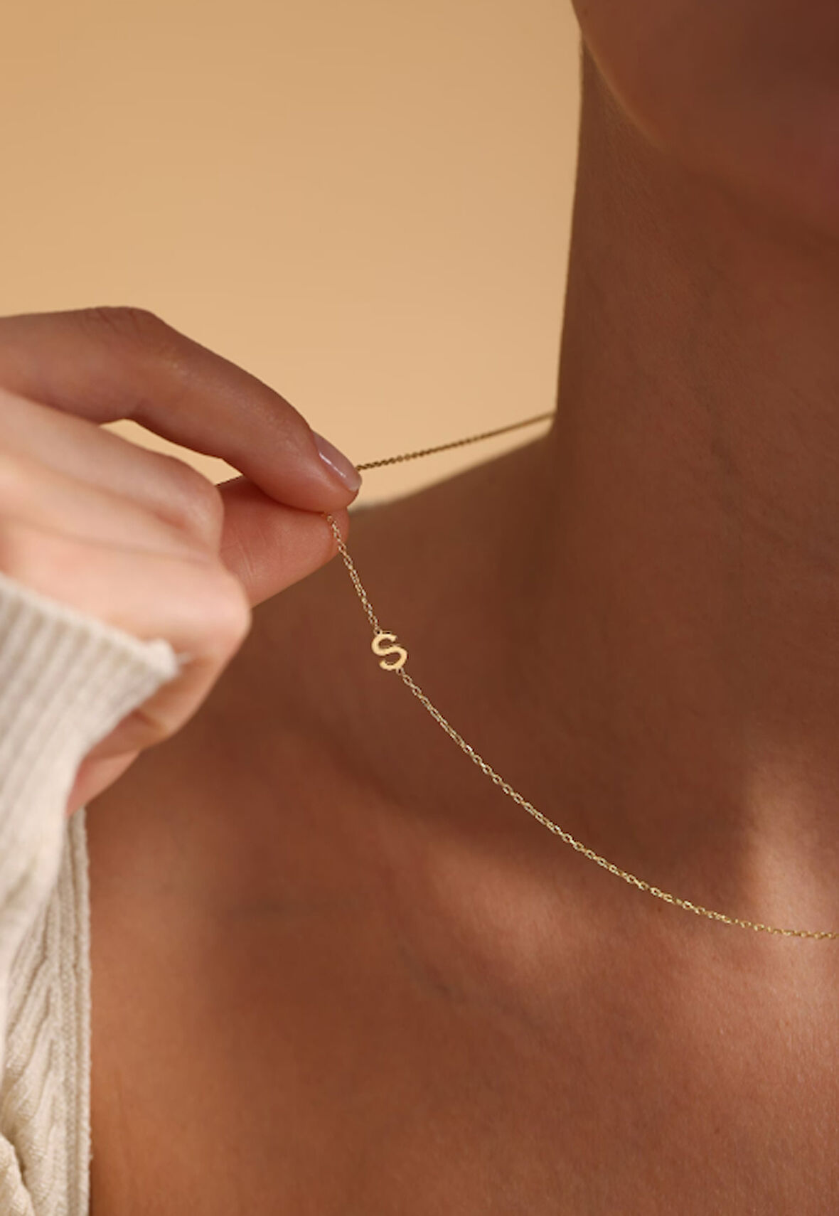 Harf Yazılı 14 Ayar Altın Kolye