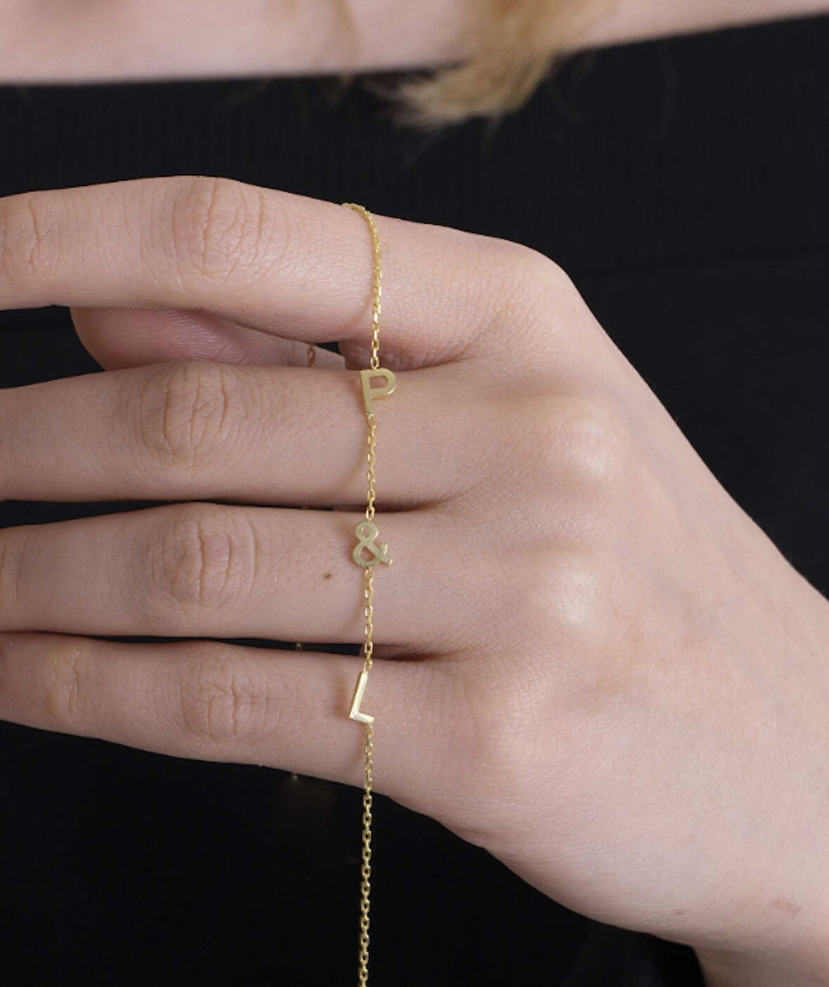 Harfler Yazılı 14 Ayar Altın Kolye