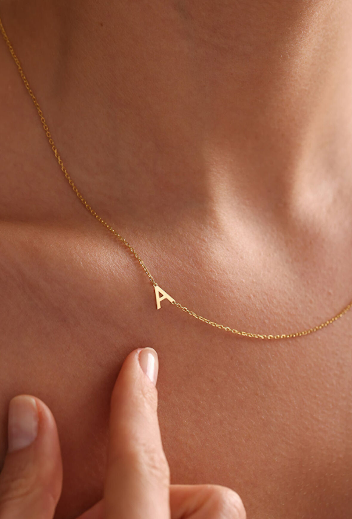 Harf Yazılı 14 Ayar Altın Kolye