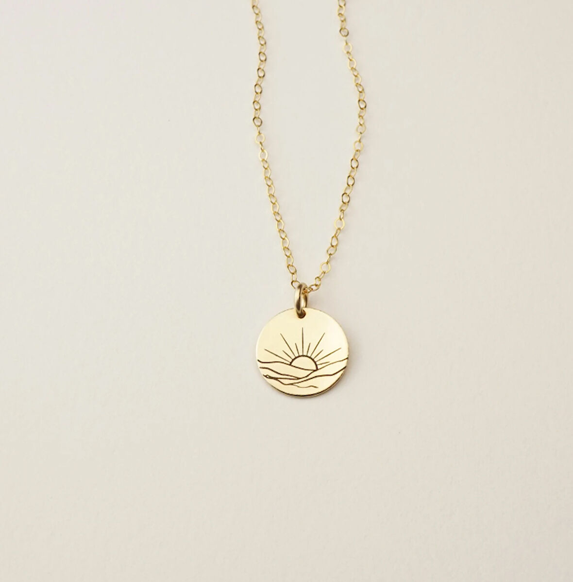 Güneş 14 Ayar Altın Kolye