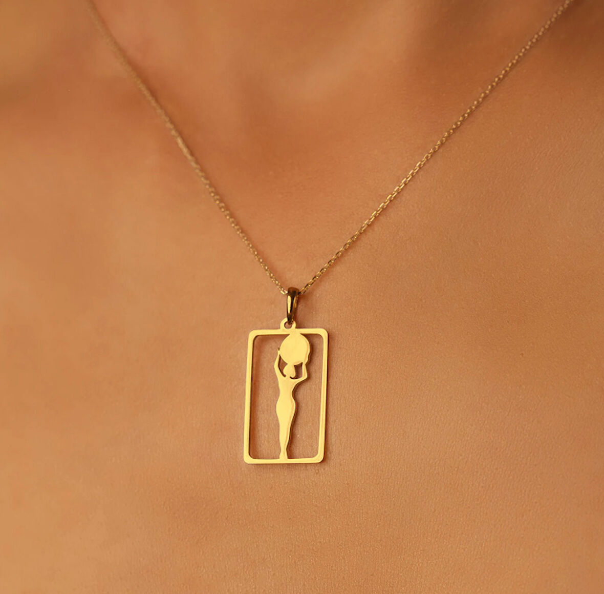 Kadını Gücü 14 Ayar Altın Kolye