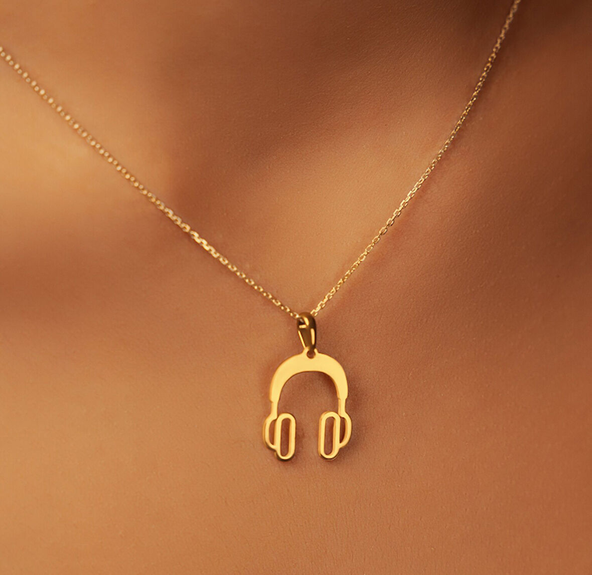 Kulaklık 14 Ayar Altın Kolye