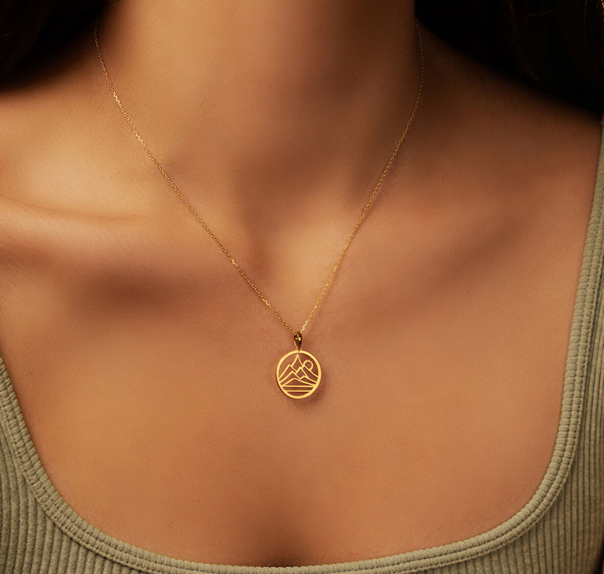 Manzara 14 Ayar Altın Kolye