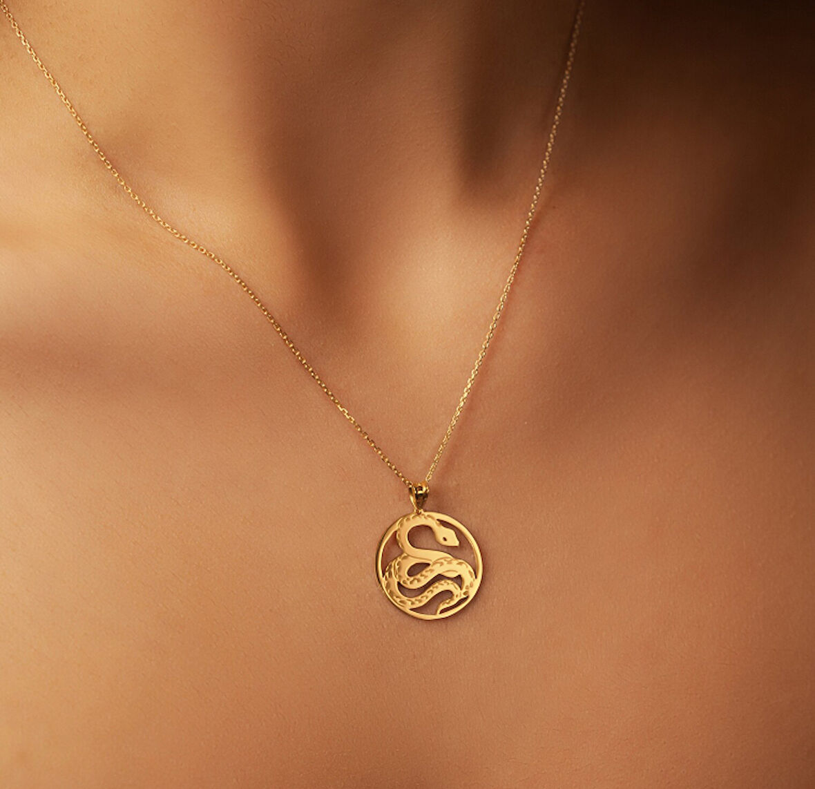 Ouroboros Yılan 14 Ayar Altın Kolye