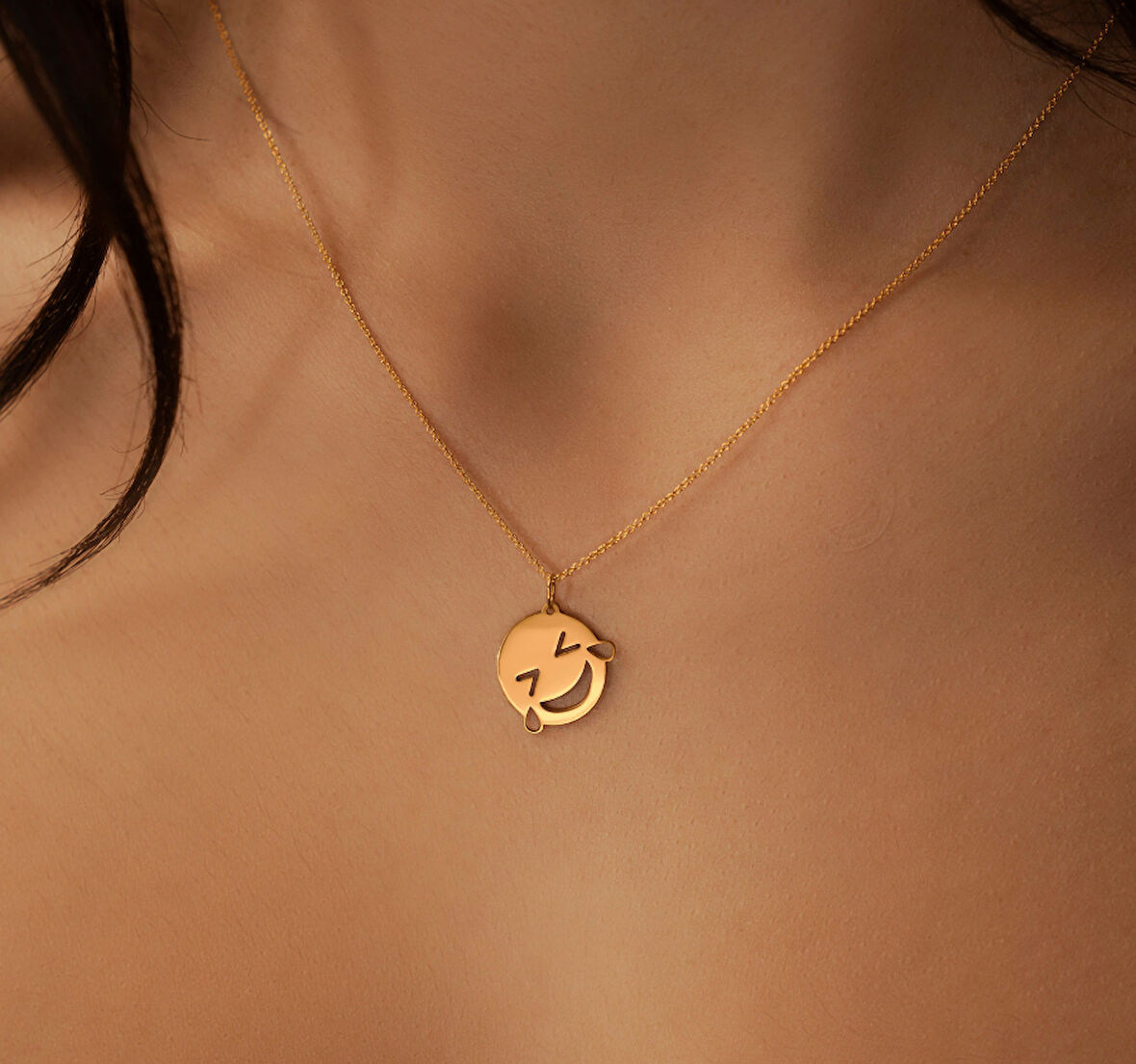 Gülen Surat Emojisi 14 Ayar Altın Kolye