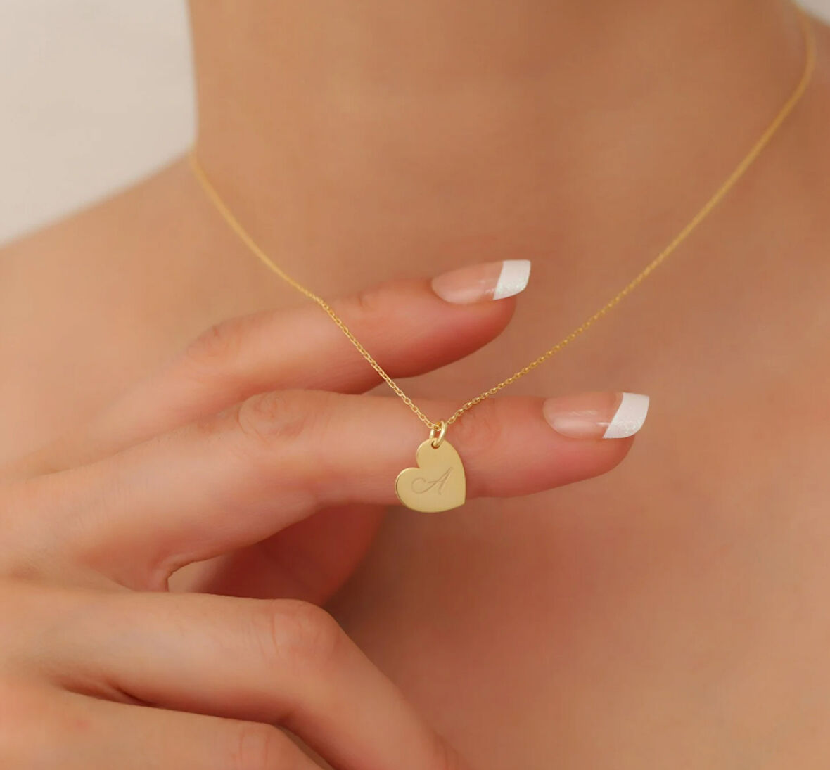 Kalp Harf Yazılı 14 Ayar Altın Kolye