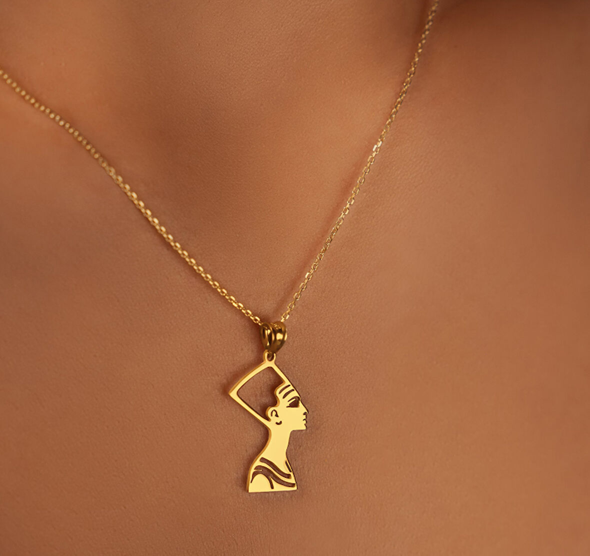 Nefertiti 14 Ayar Altın Kolye
