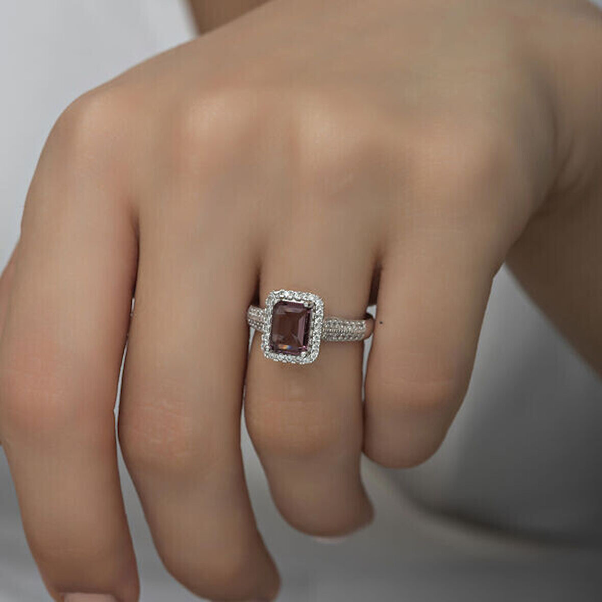 Baget Zirkon Taş  925 Ayar Gümüş Kadın Yüzük