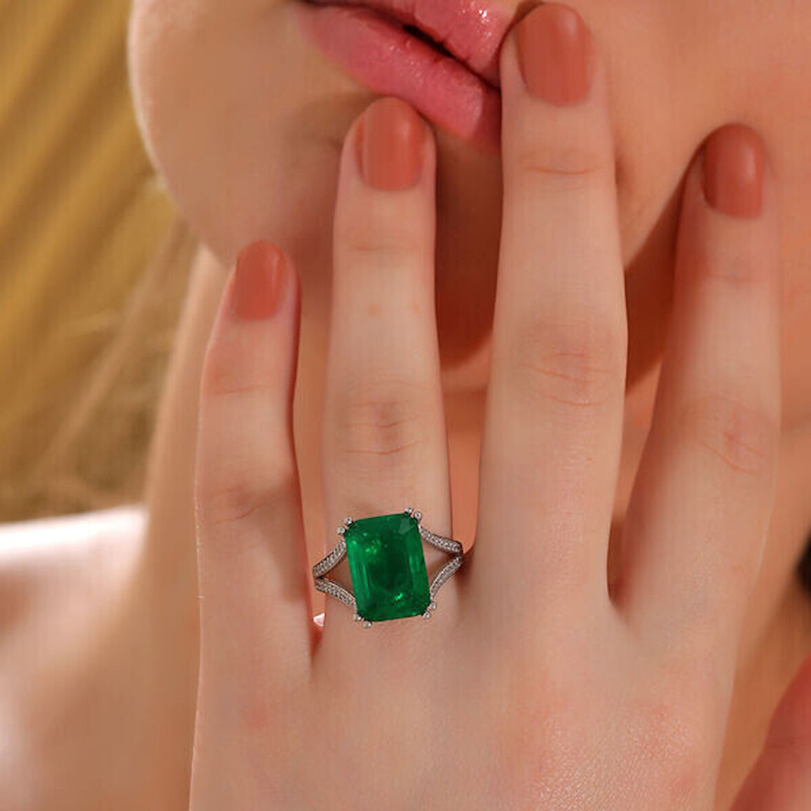 Yeşil Taşlı Zirkon Taşlı 925 Ayar Gümüş Kadın Yüzük