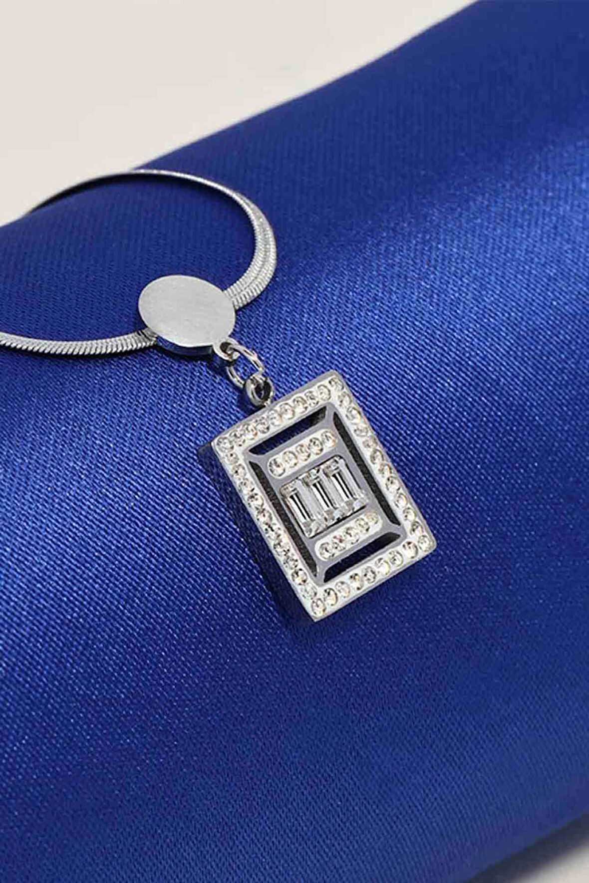 Gümüş Pazarım Baget Taşlı Çelik Kolye