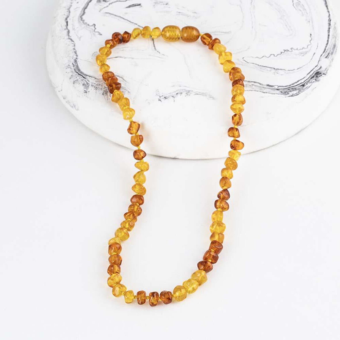 Gümüş Pazarım Açık Renk Orjinal Çocuk Kehribar Kolye