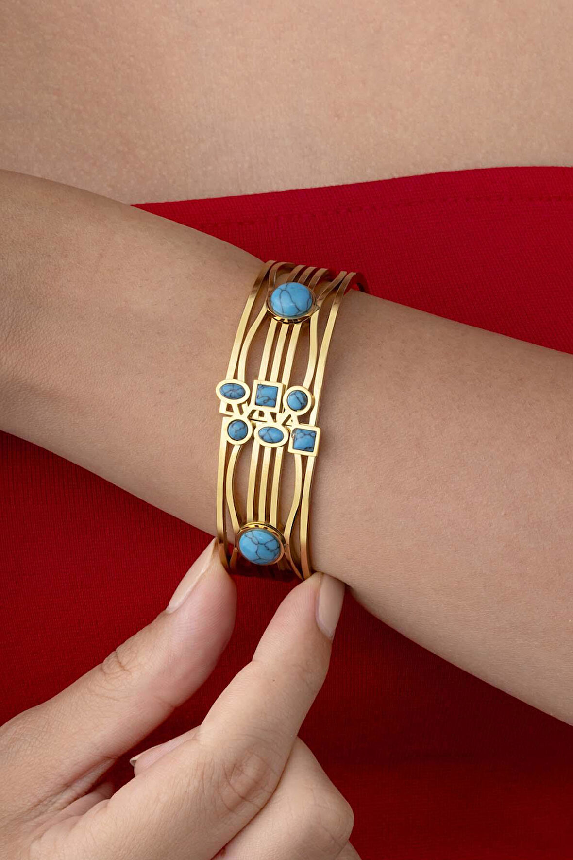 Firuze Taşlı Altın Kaplama Sarmal Model Kadın Kelepçe Bileklik