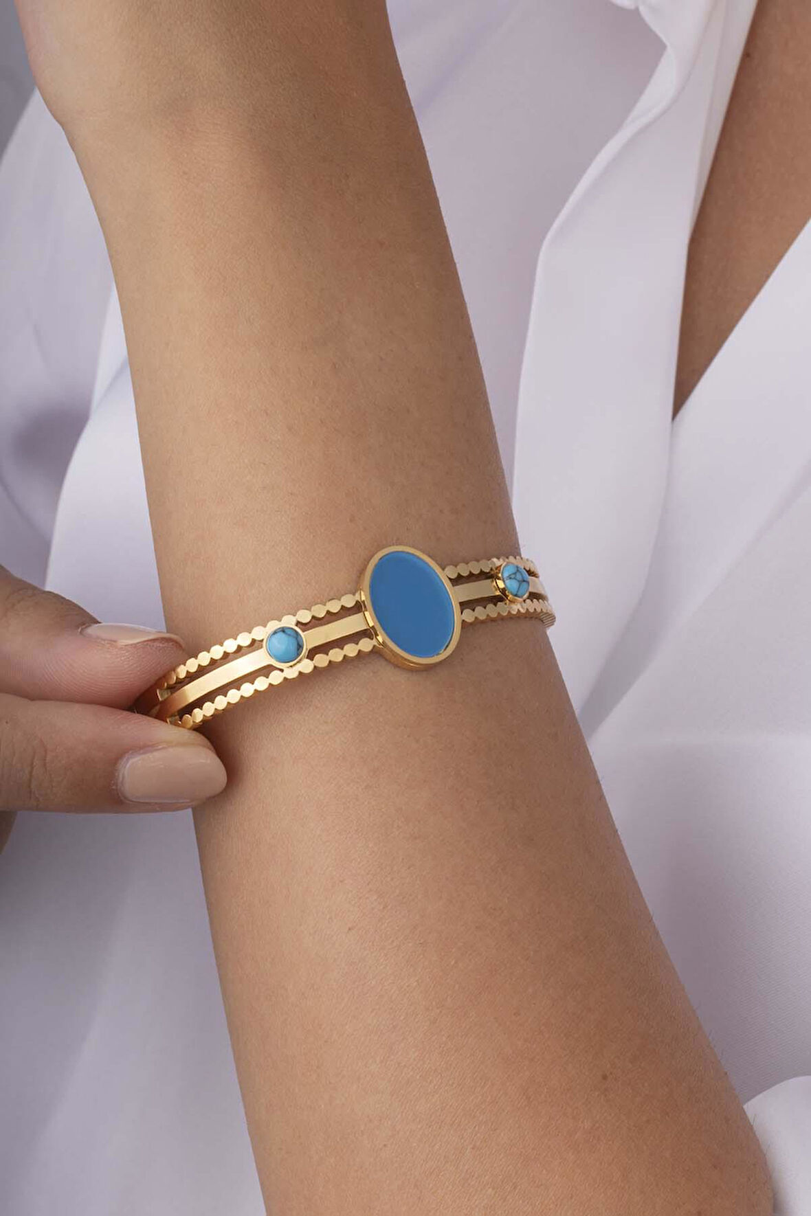 Firuze Taşlı 3 Sıra Altın Kaplama Kadın Kelepçe Bileklik