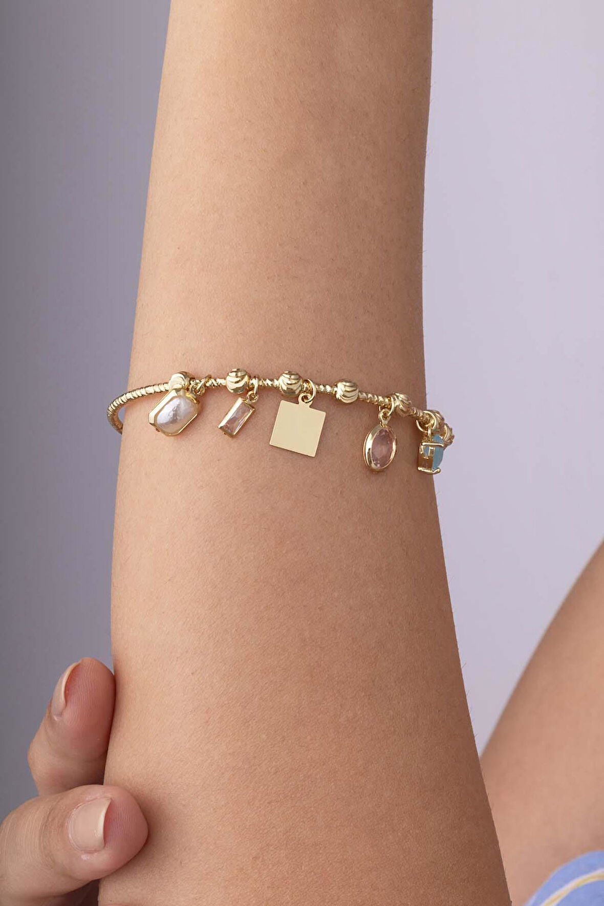 Opal Taşlı Altın Kaplama Kadın Çelik Charm Bileklik