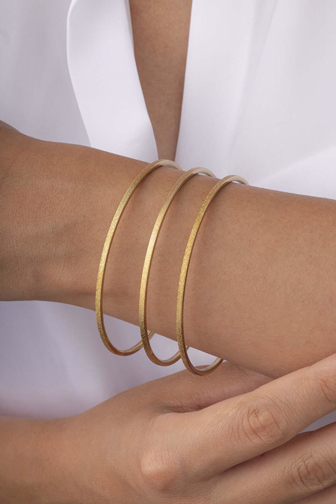 Gümüş Pazarım Mat Görünüm Üçlü Ajda Kadın Çelik Bilezik 