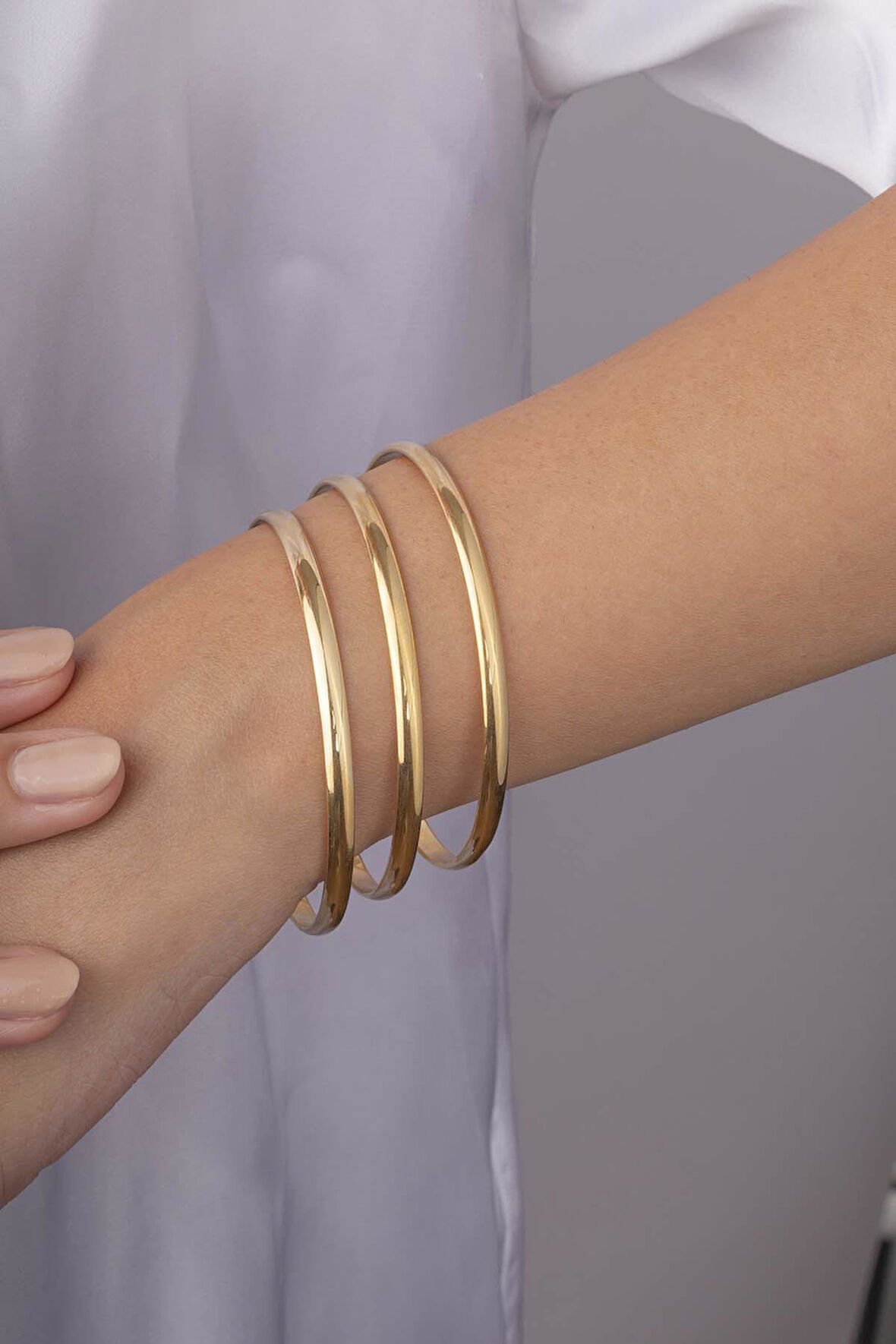 Gümüş Pazarım 4 mm Parlak Görünüm Altın Kaplama Kadın Üçlü Ajda Bilezik