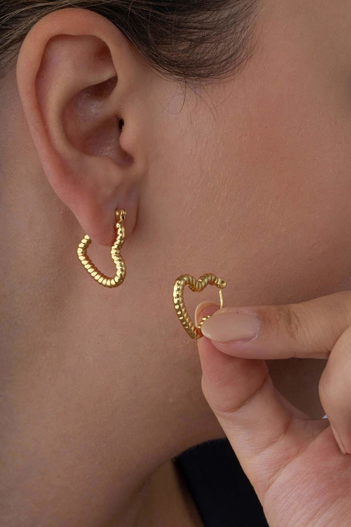 Gümüş Pazarım Burgu Model Kalp Altın Kaplama Çelik Kadın Küpe