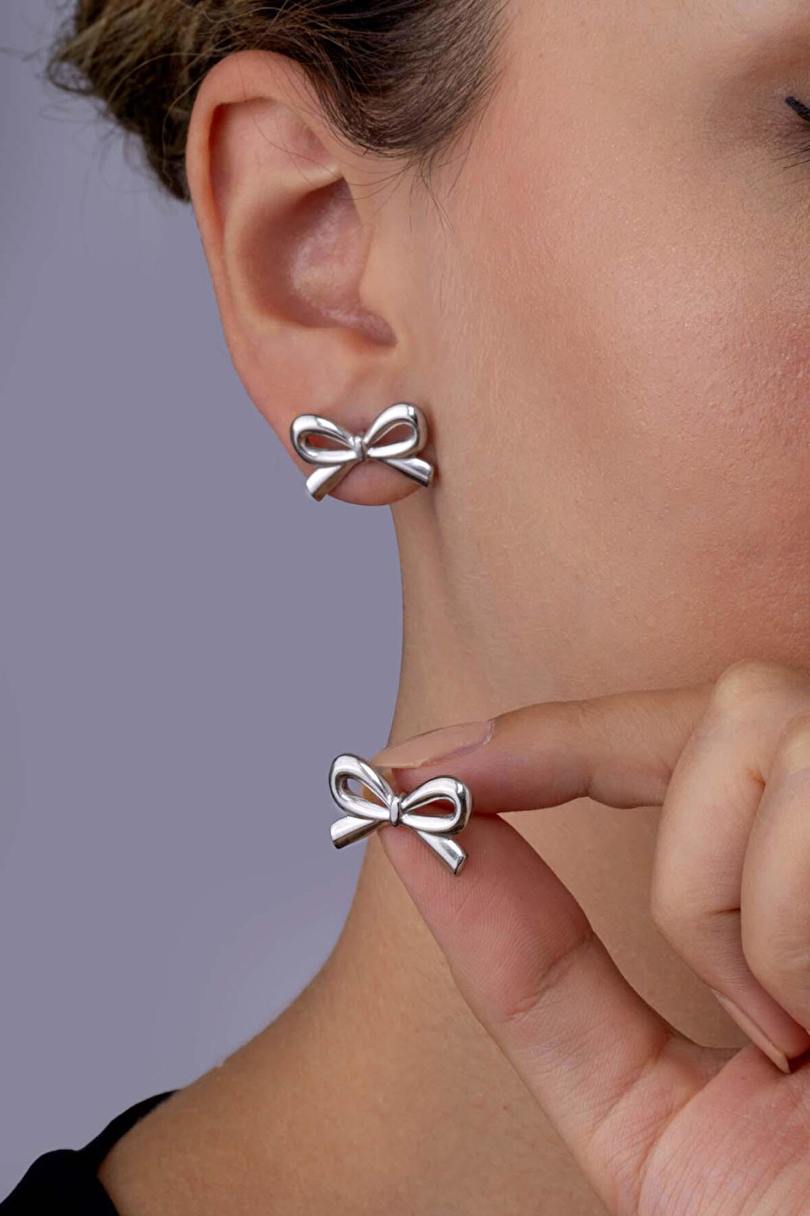 Gümüş PazarımFiyonk Model Beyaz Altın Kaplama Çelik Kadın Küpe