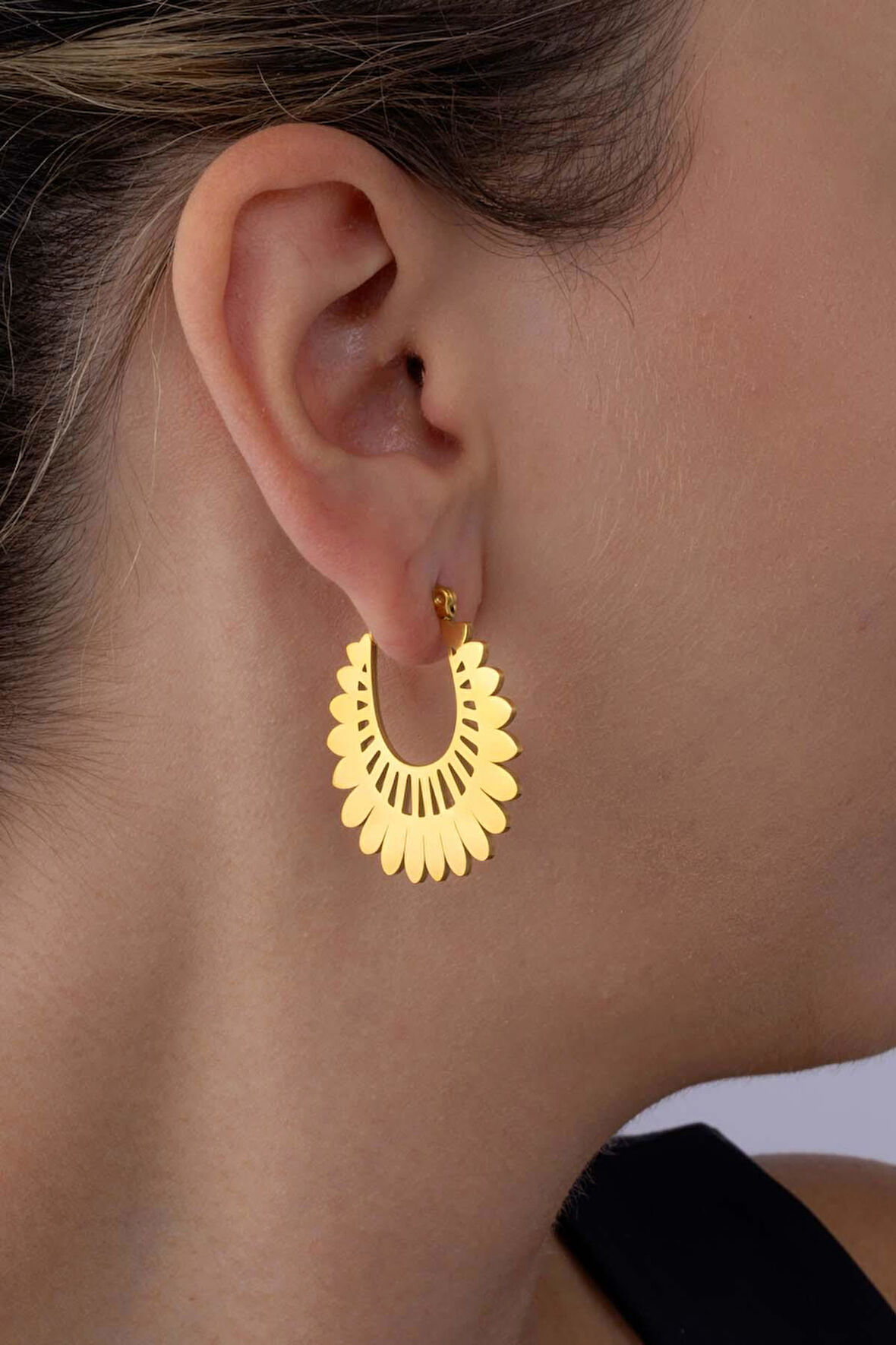 Gümüş Pazarım Motifli Altın Kaplama Çelik Kadın Halka Küpe