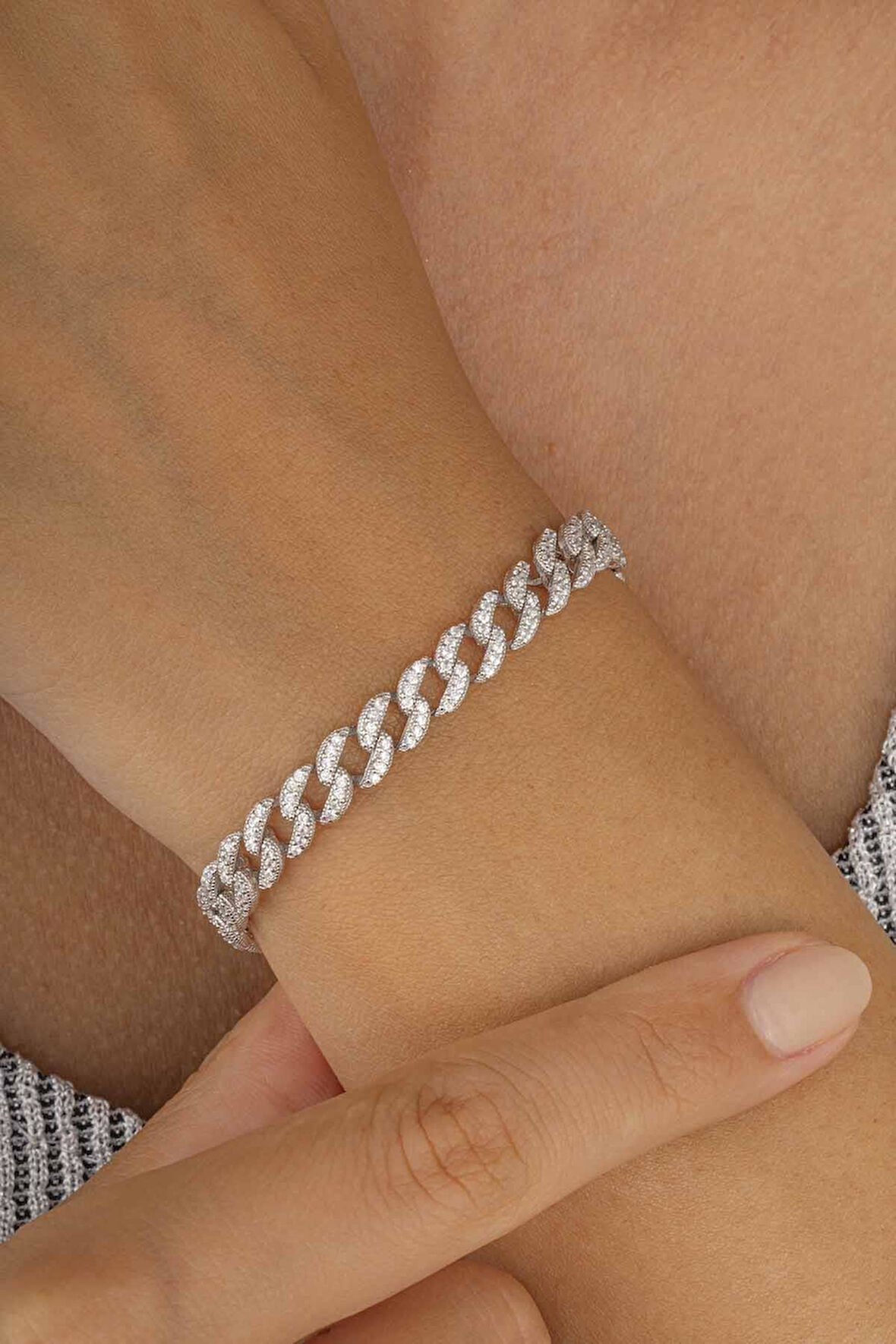 Gümüş Pazarım Zirkon Taşlı Gurmet Zincir 925 Ayar Gümüş Kadın Bileklik
