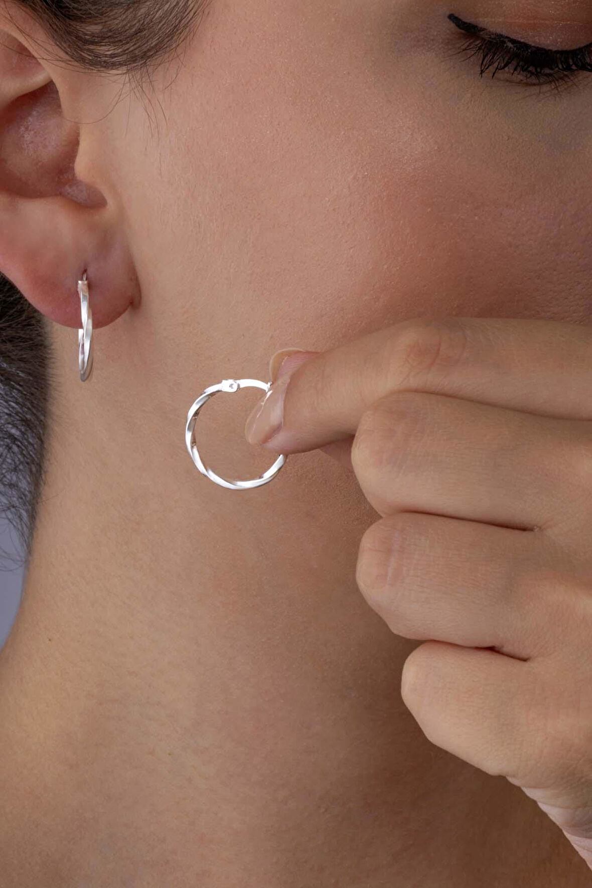 Gümüş Pazarım Burgu Model Rodyum Kaplama Kadın Gümüş Küpe