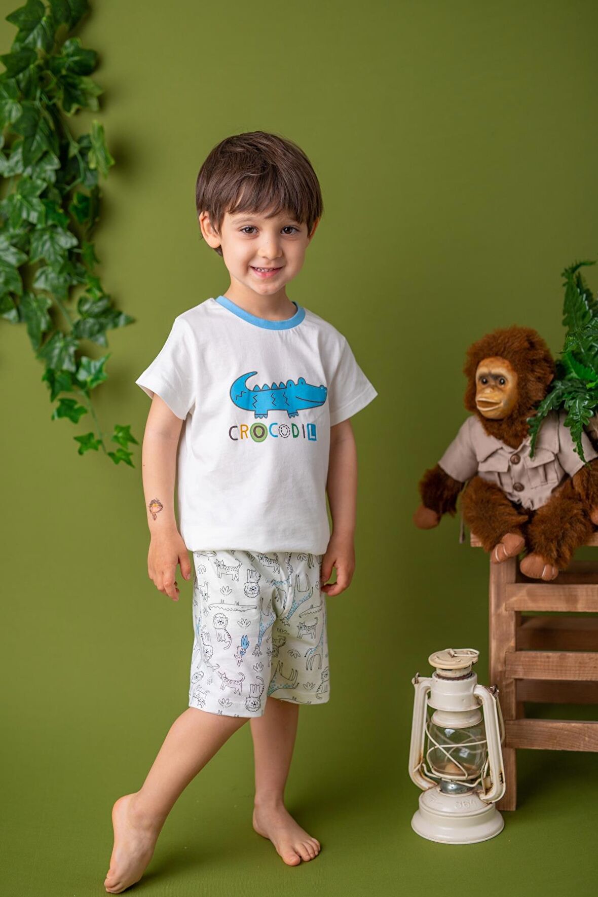 Erkek Bebek Ekru Crocodil Şortlu Pijama Takımı (1-4yaş)