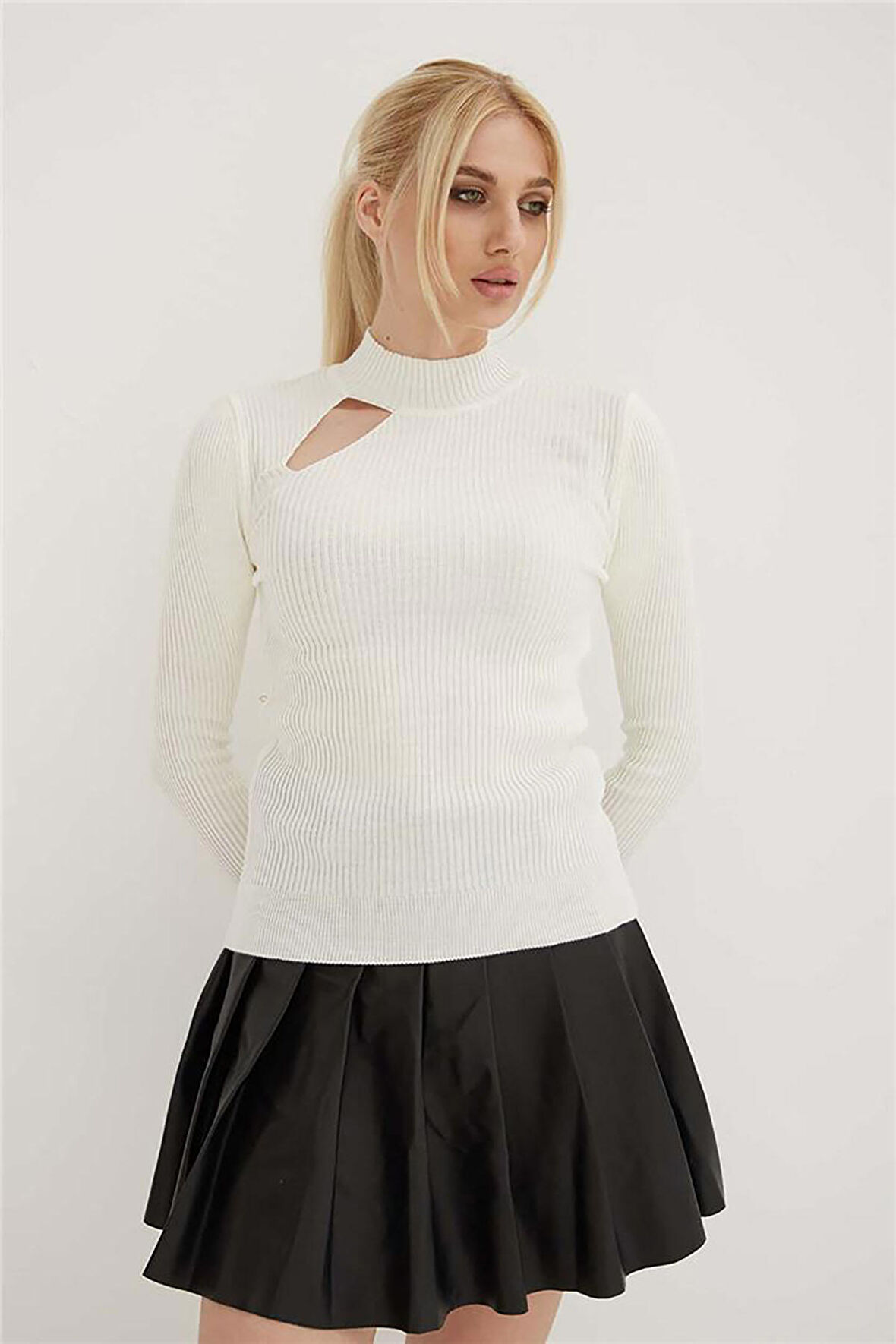 Kadın Pencere Detaylı Kazak 23K0167K1 Ekru