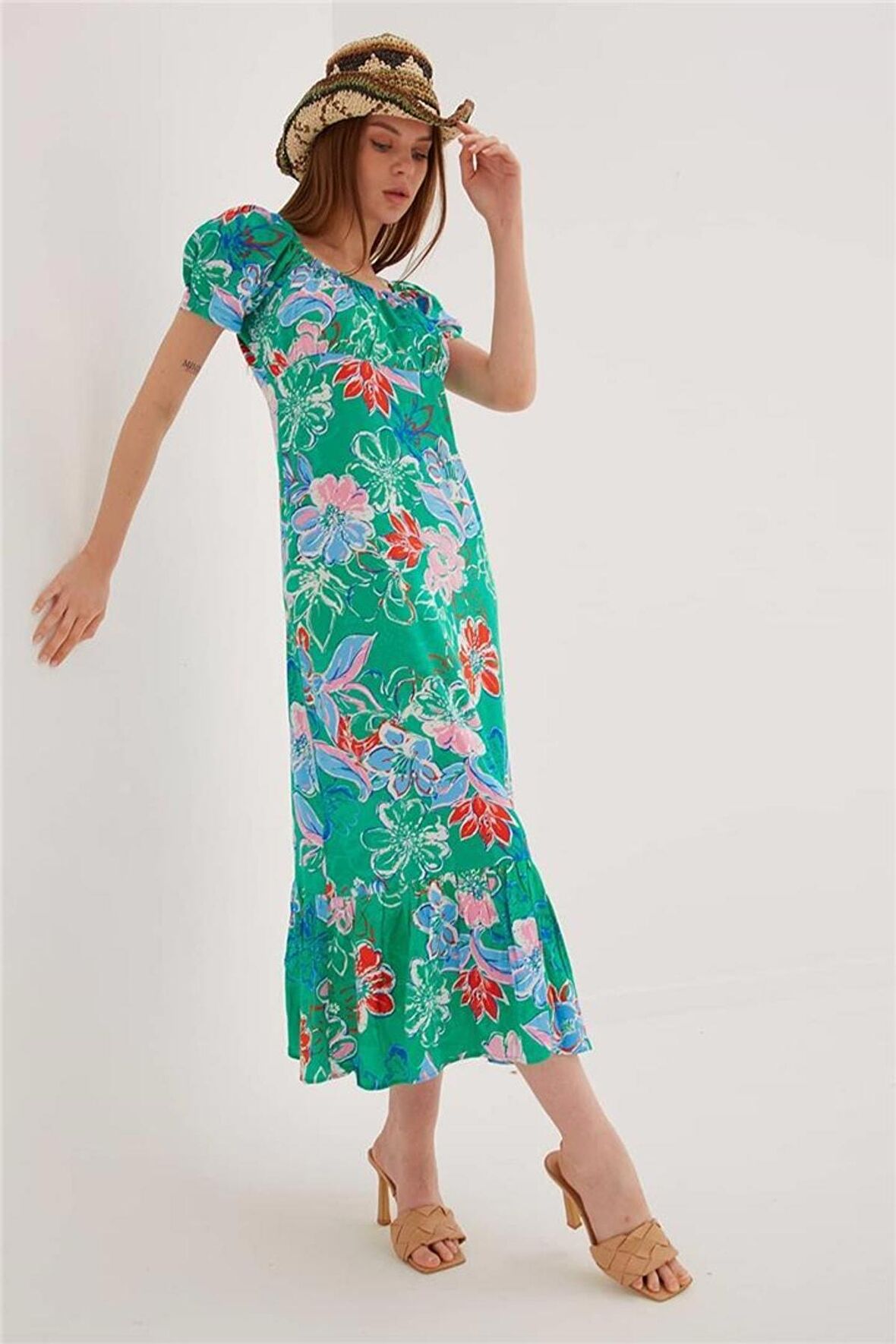 Fashion Friends Kadın Kalp Yaka Desenli Elbise 23Y0555K1