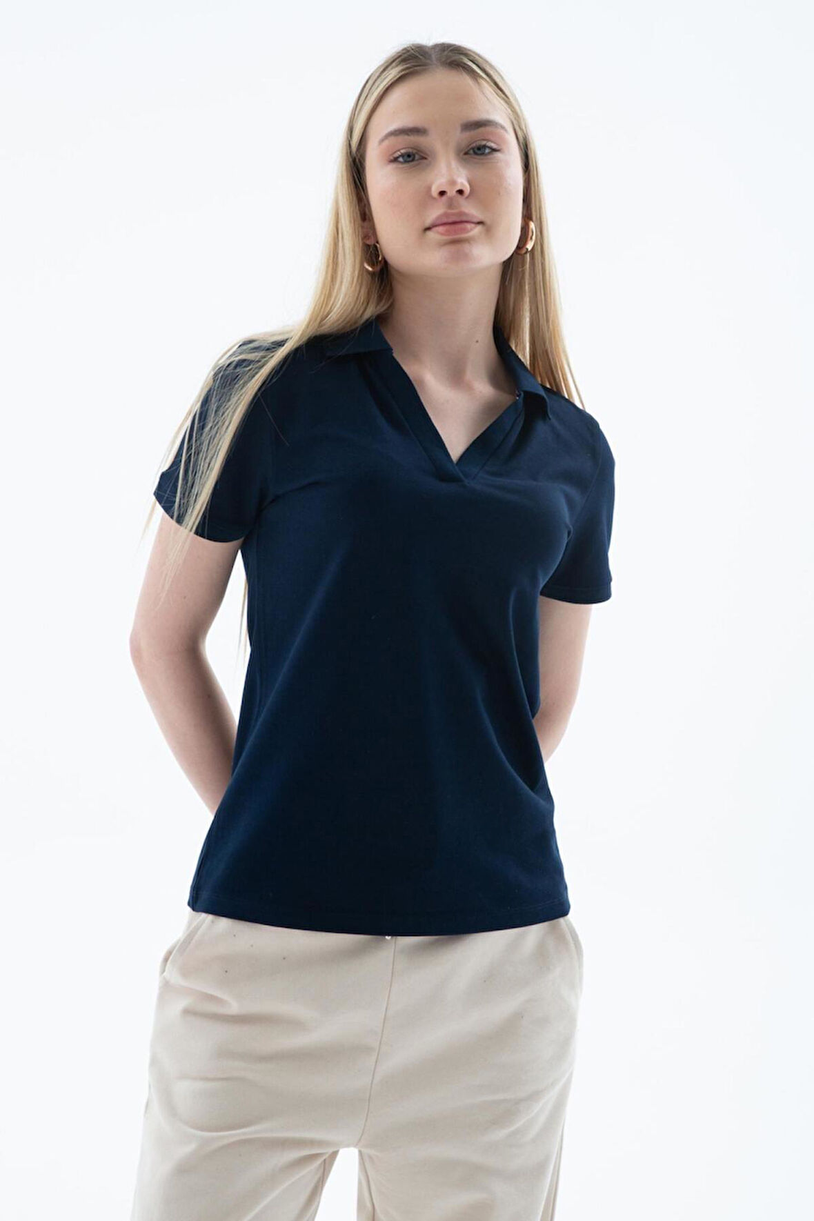 FASHION FRIENDS KADIN POLO V YAKA T-SHİRT 25Y0603K1