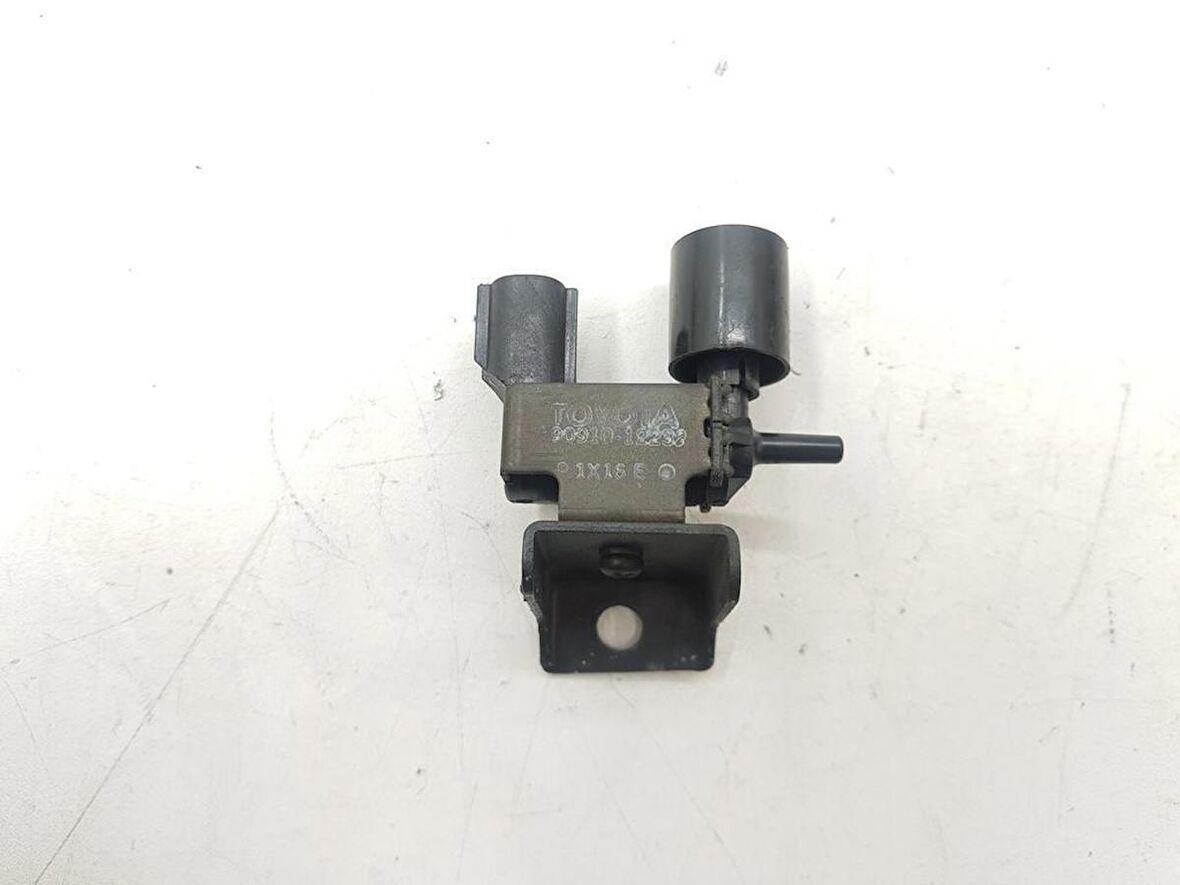 TOYOTA COROLLA 2001 D4D DİZEL SOLENOİD VALFi