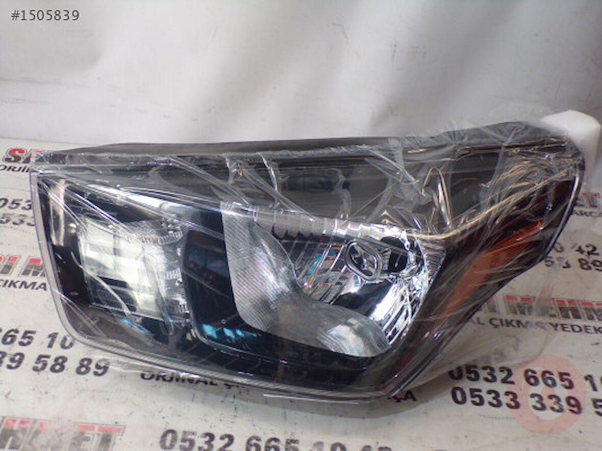 Ssangyong Korando Sports 15-17 Sağ Far Lambası