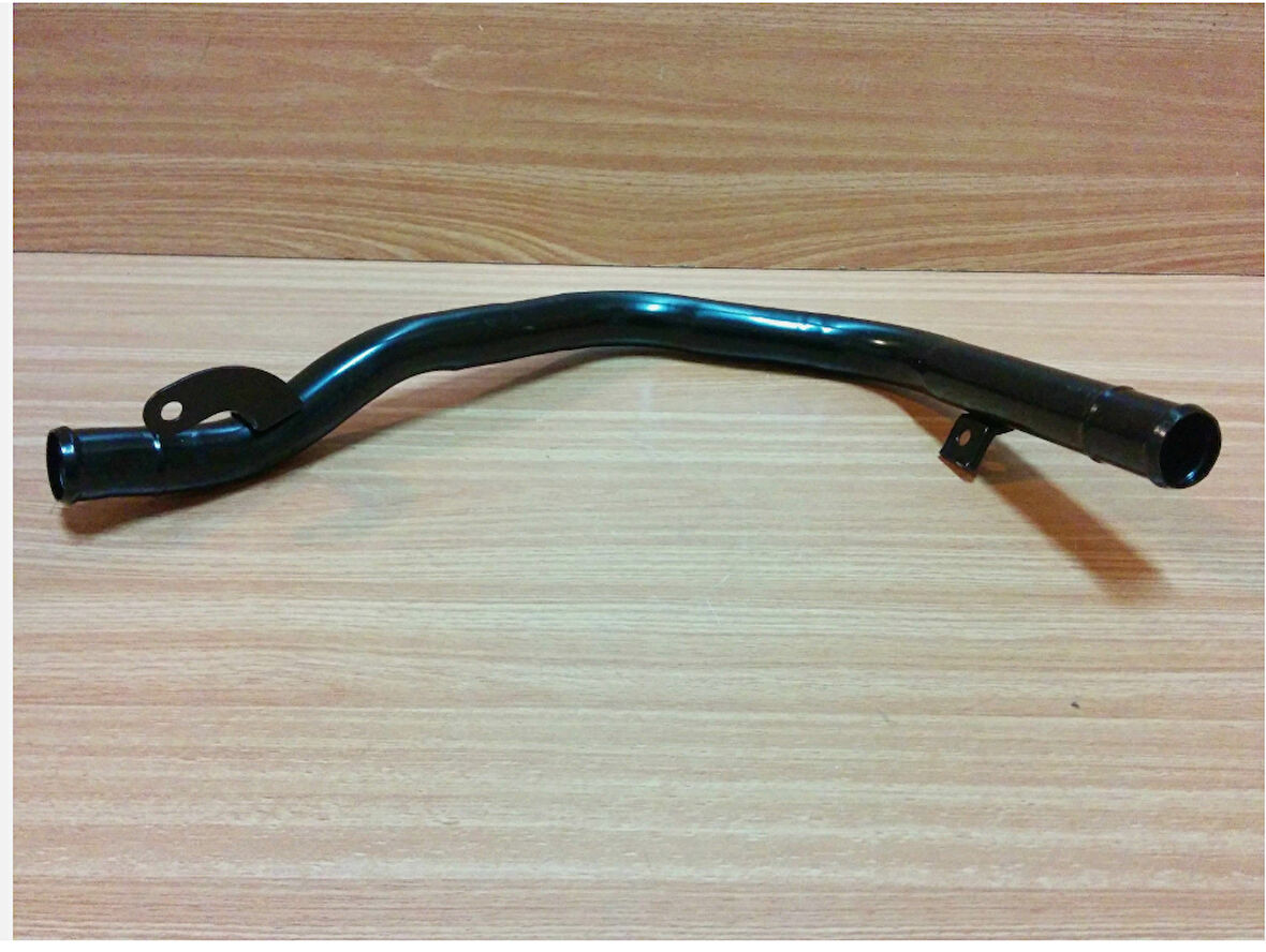 Suzuki Swift 1995-2002 1.3 Otomatik Radyatör Alt Ara Boru