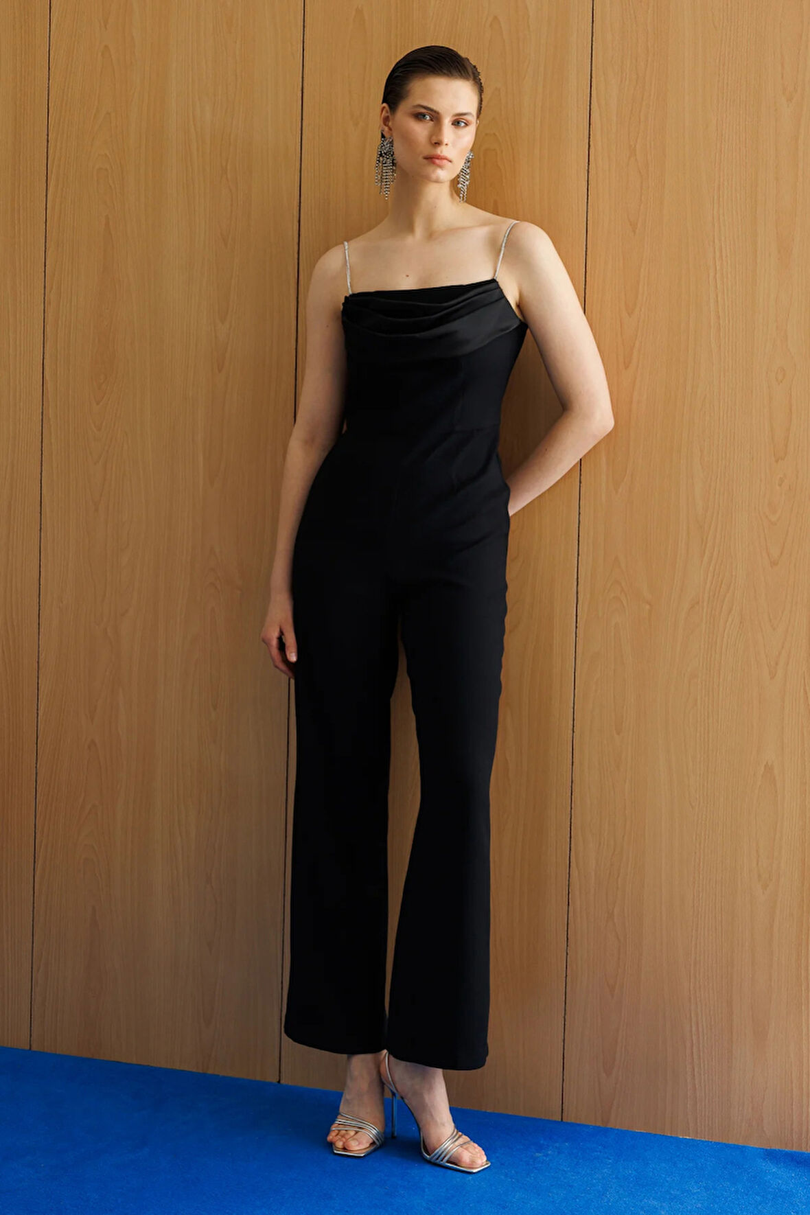 Ekol Kadın Askısı Taş İşlemeli Degaje Detaylı Tulum 5402 Siyah