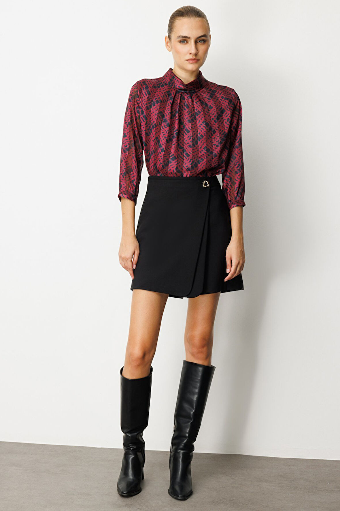 Ekol Kadın Beli Broşlu Şort Etek 2017 Siyah