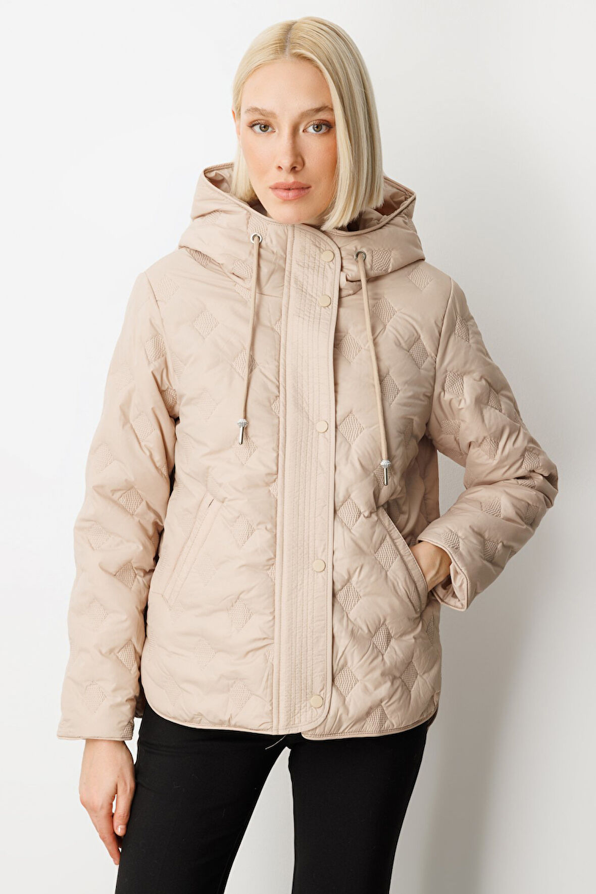 Ekol Kadın Kapüşonlu Şişme Mont 6601 Bej