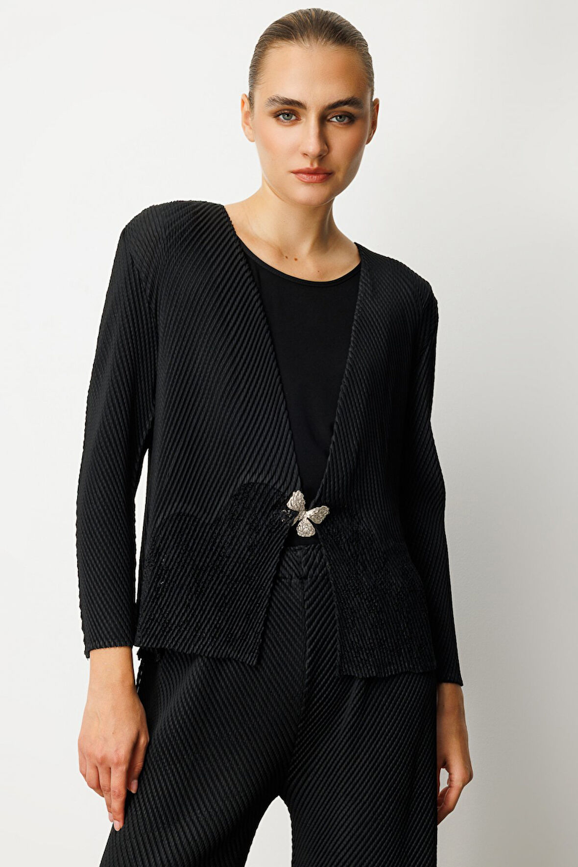 Ekol Kadın Kelebek Düğmeli Akordiyon Kumaş Hırka 5901 Siyah