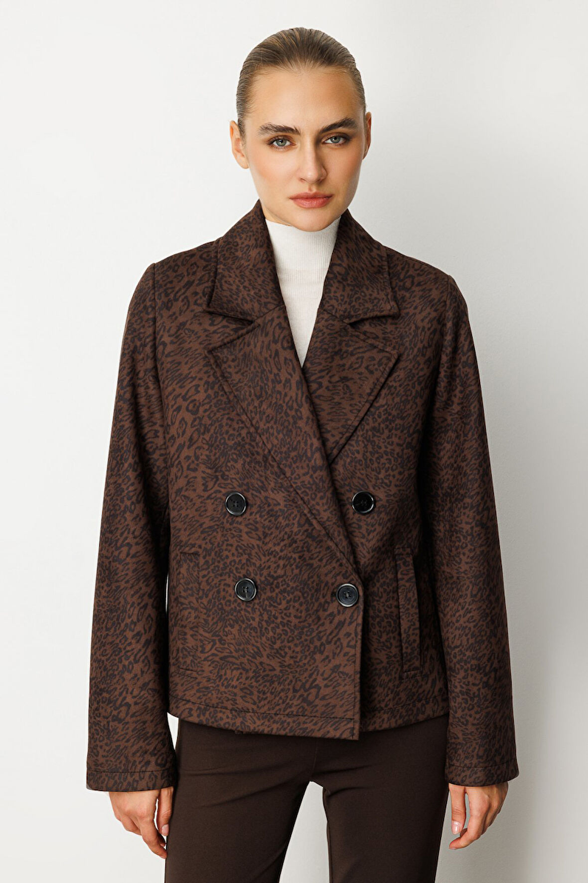 Ekol Kadın Kruvaze Yaka Desenli Mont 8021 Leopar